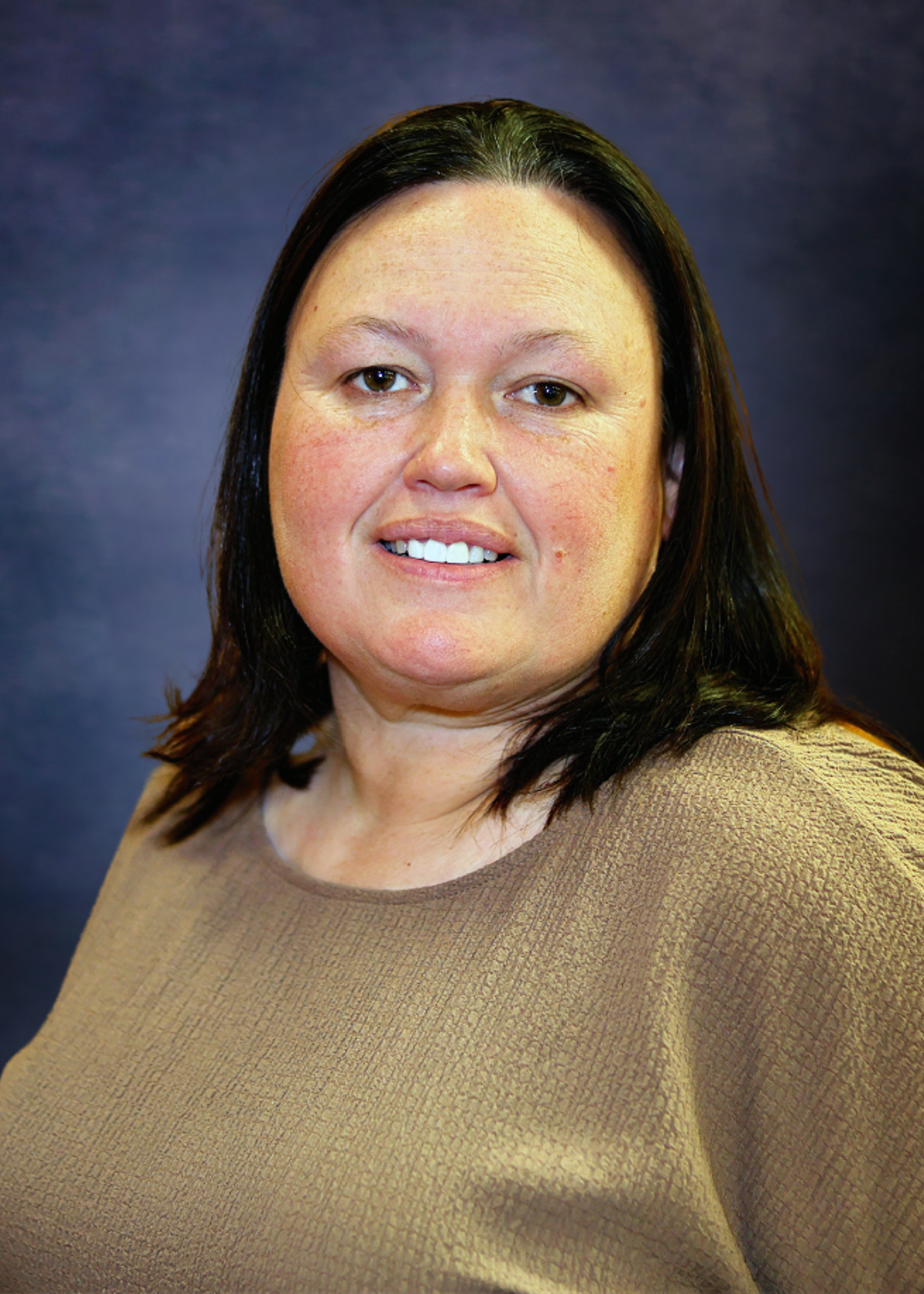 Photo of credentials and elections committee member Chrystal Bravo
